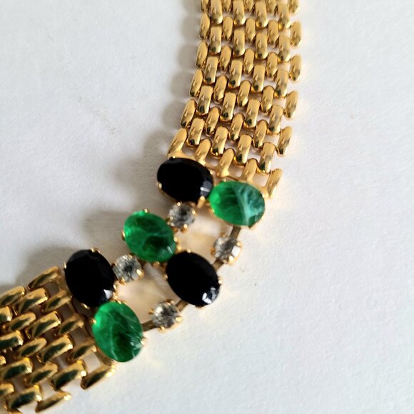 Vintage gold tone bracelet with green and black glass rhighstones. - Picture 1 of 9